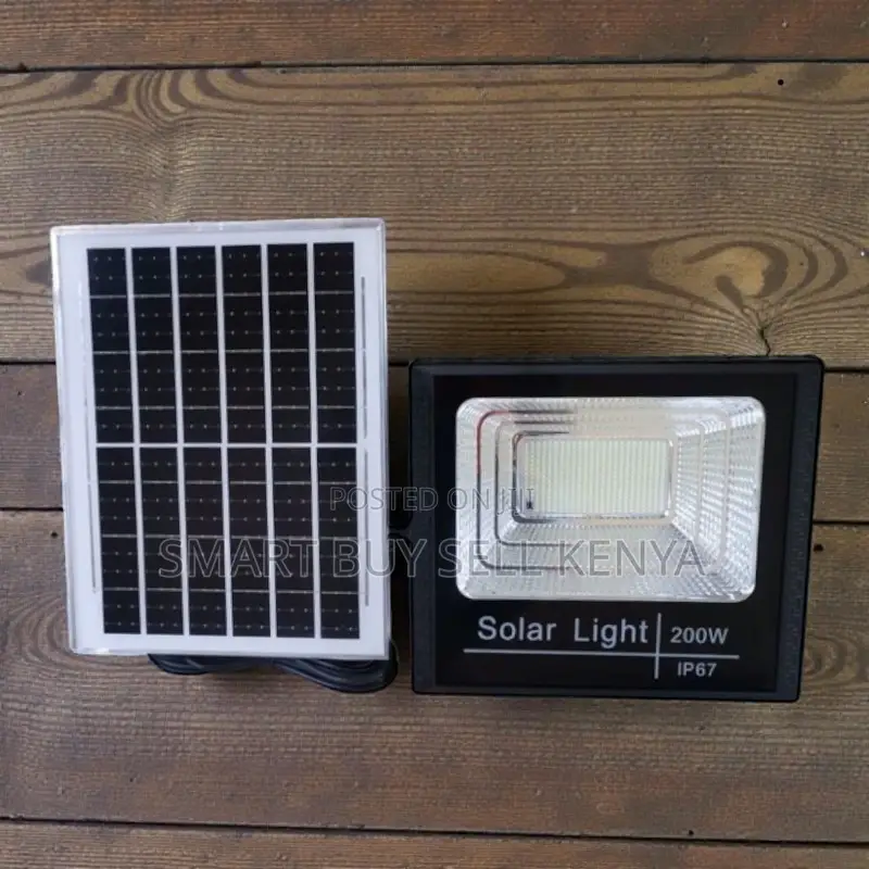 200w Solar Flood Light Ip67 Water Proof Rating Compound Lighting
