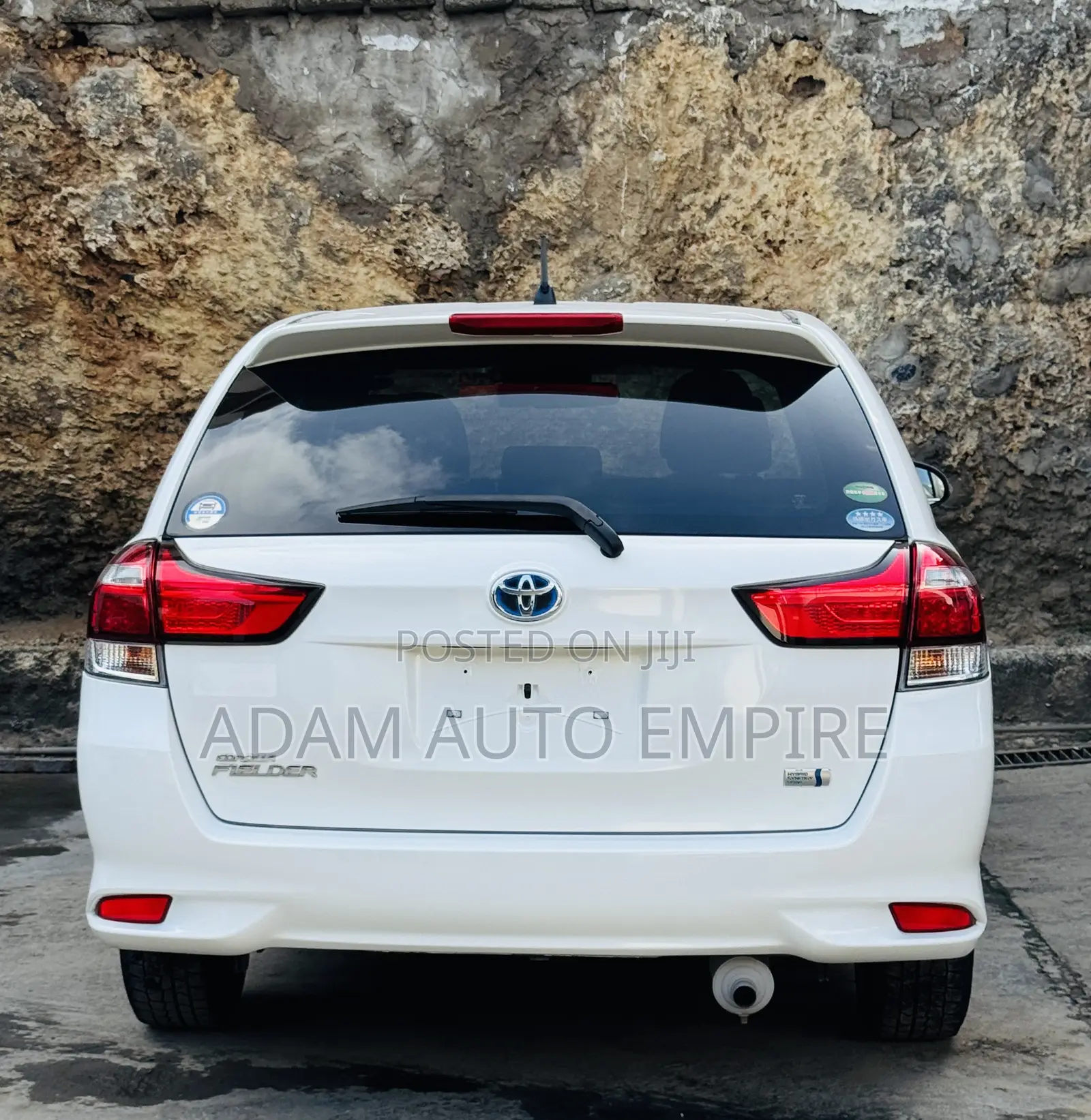 Toyota Corolla Fielder 2019 White