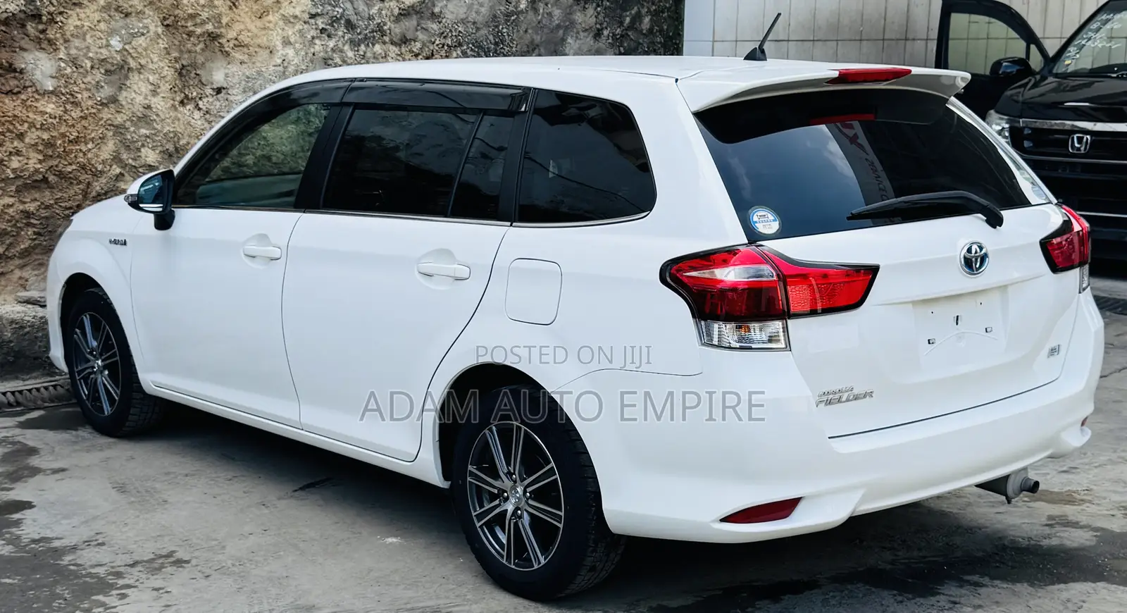 Toyota Corolla Fielder 2019 White