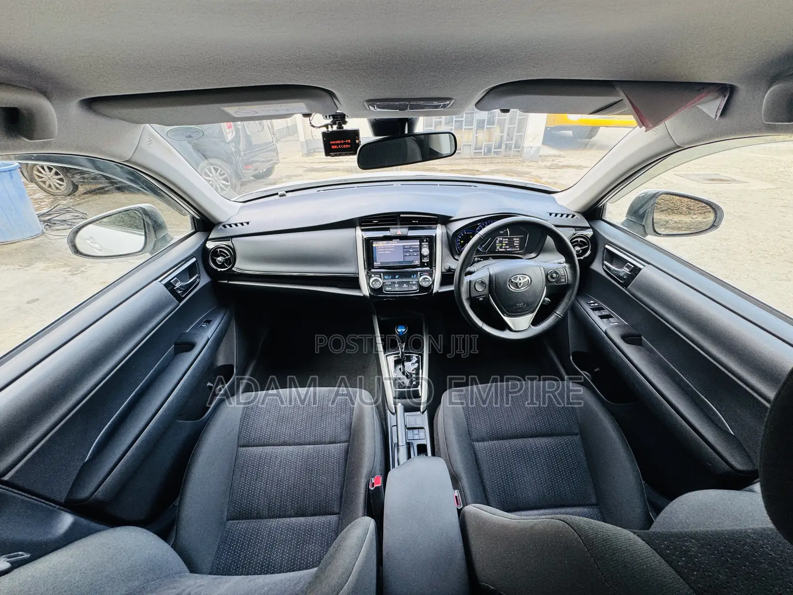 Toyota Corolla Fielder 2019 White