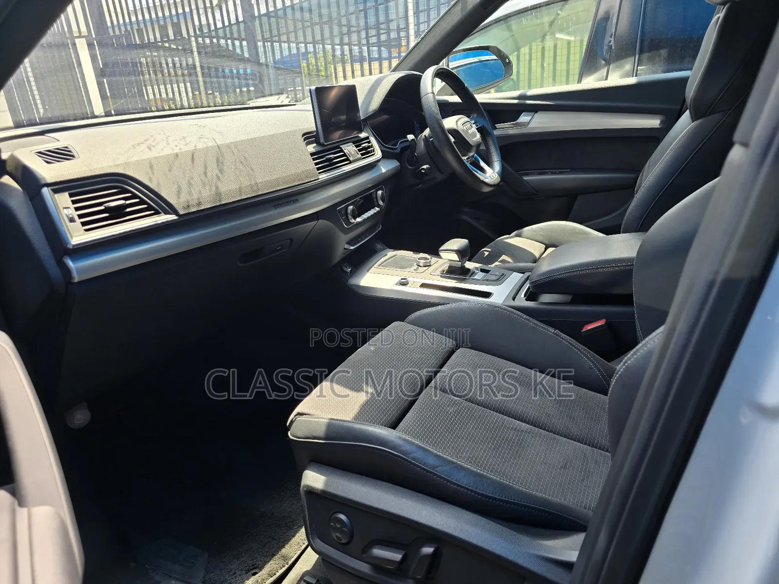 Audi Q5 2.0T Premium AWD quattro 2019 White
