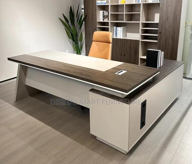 Brown Office Desk With Ample Space - thumbnail 10
