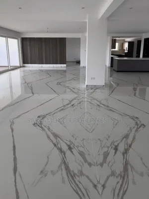 5bdrm Apartment in Westlanda, Westlands for rent