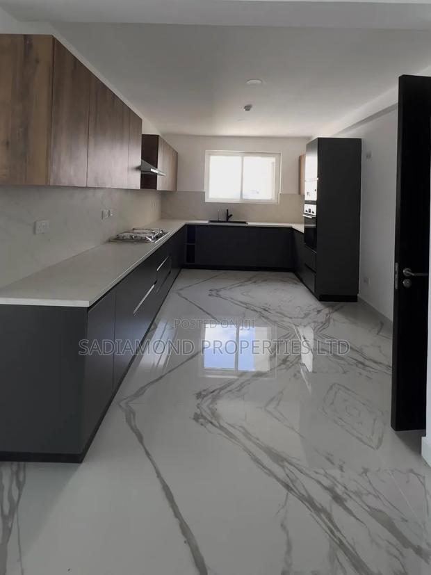 5bdrm Apartment in Westlanda, Westlands for rent - thumbnail 4