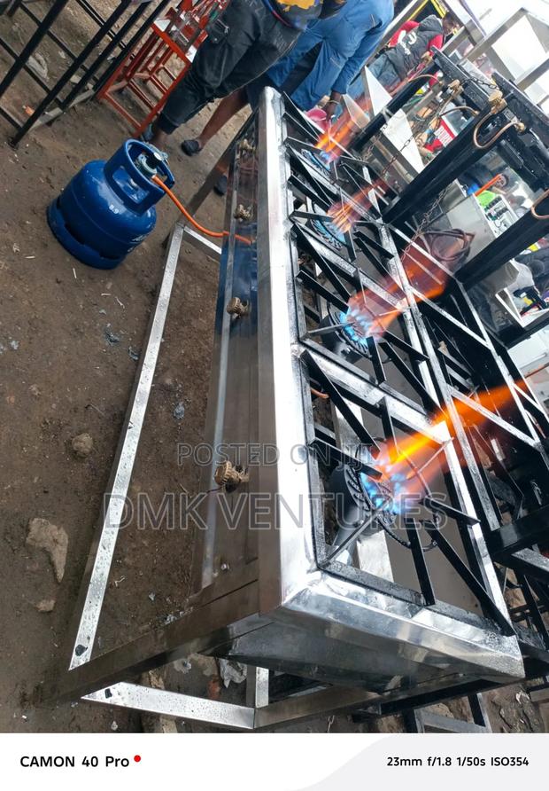 Trusted Modern Stainless Four Burner Gas Cooker - main view