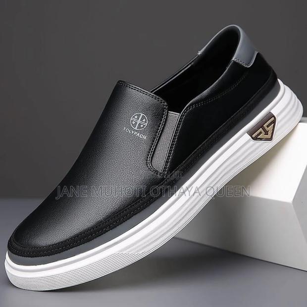 Casuals *Black - thumbnail 2