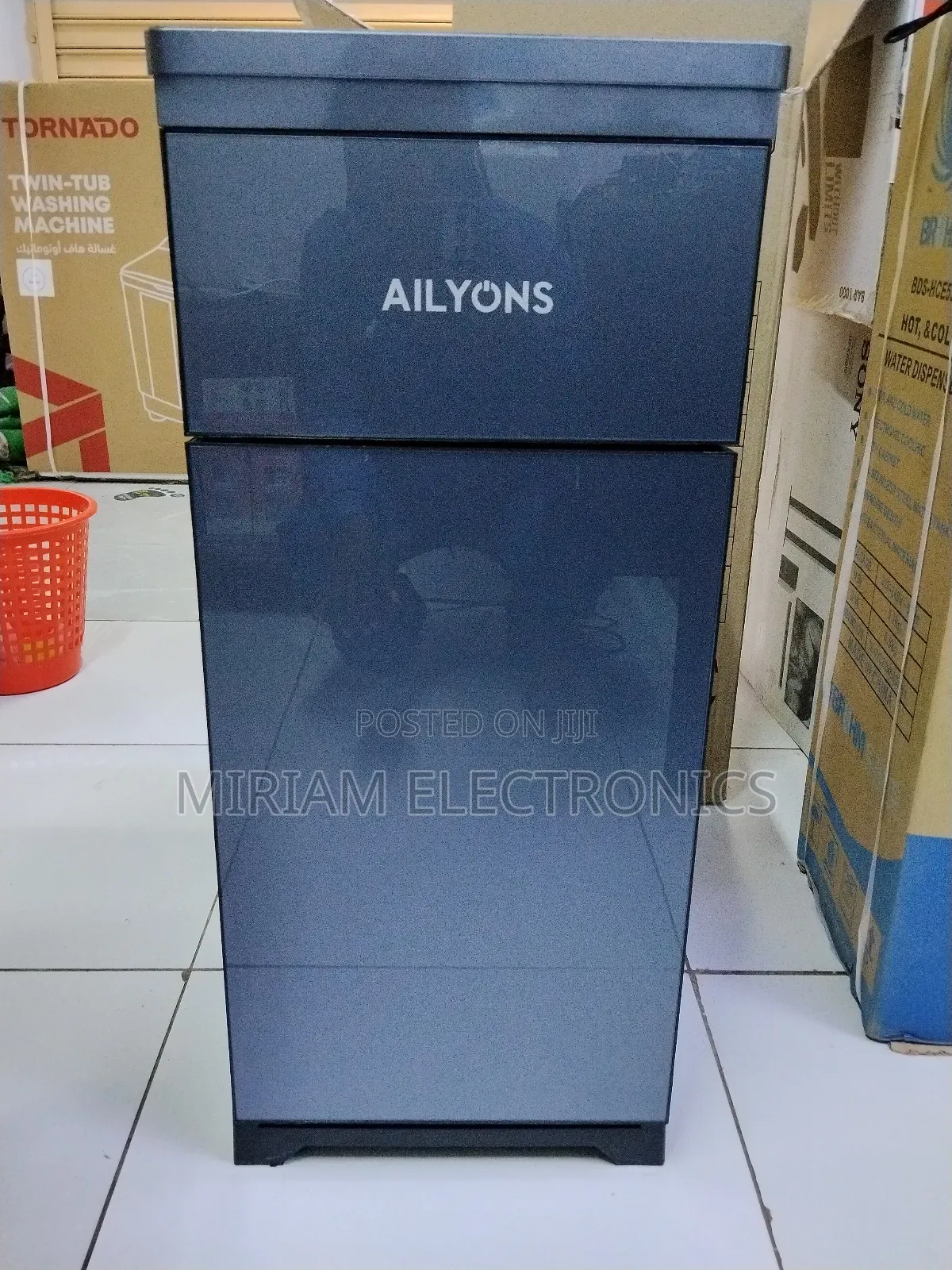 Ailyons A1c Hot and Cold Bottom Load Water Dispenser