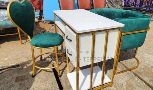 Comfort-Focused Nail Studio Furniture