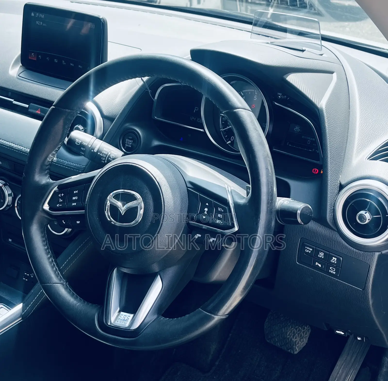 Mazda 2 2019 White