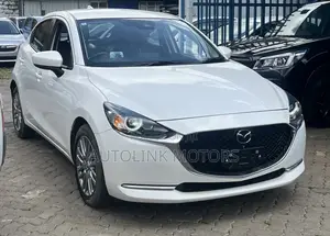 Mazda 2 2019 White