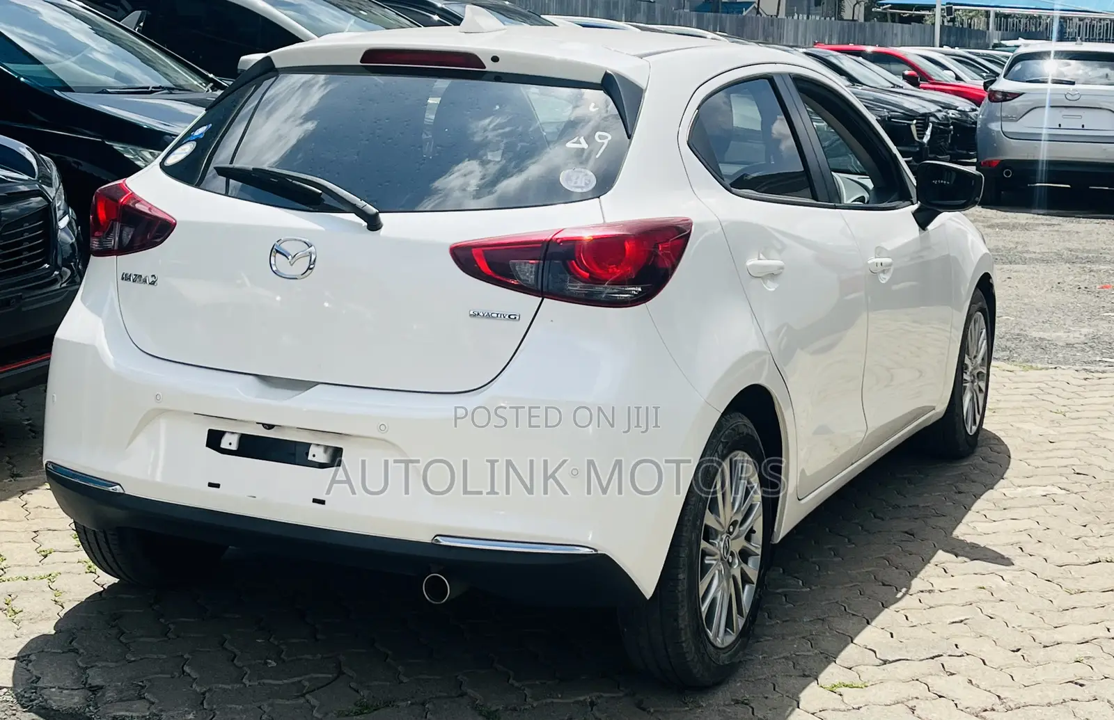 Mazda 2 2019 White
