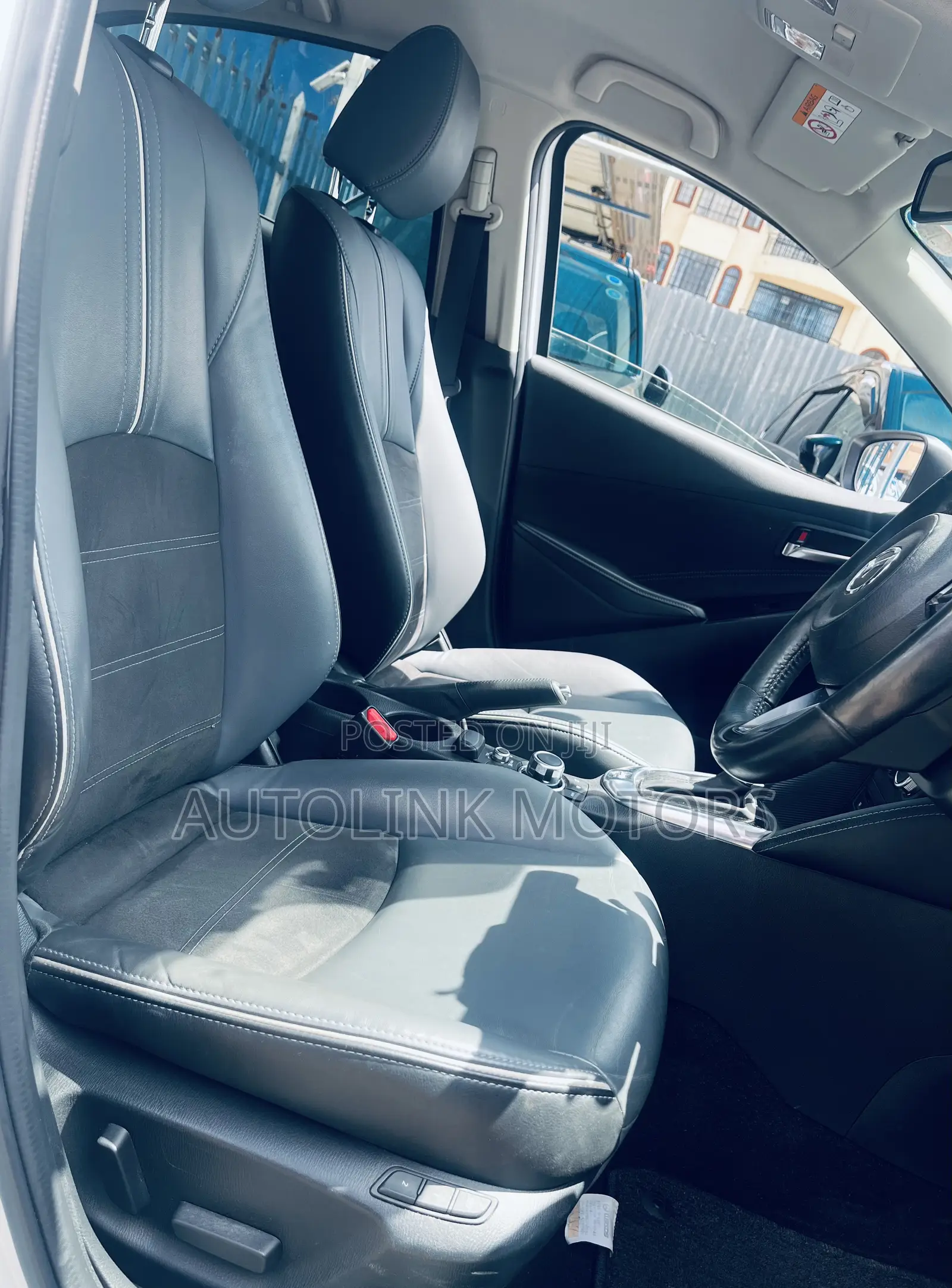 Mazda 2 2019 White