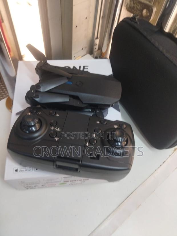 E88 Foldable Rc Drone With Hd Camera Wifi FPV Control - thumbnail 4