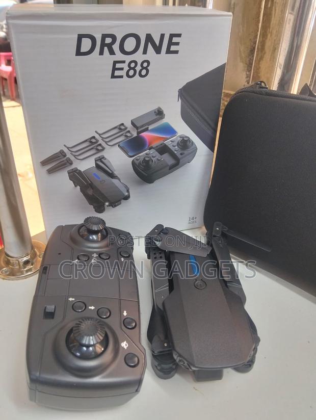 E88 Foldable Drone With Hd Camera, Gesture Control App FPV - thumbnail 2