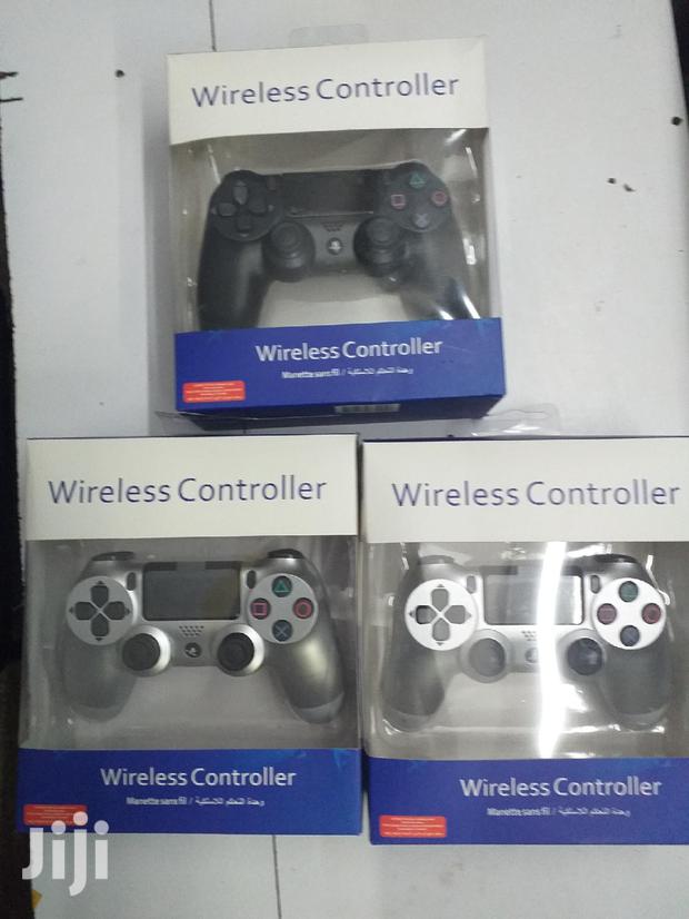 Ps4 Pads / Ps4 Controllers/Dual Shock 4