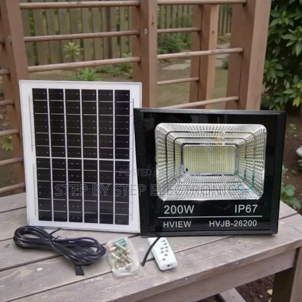 200 Watts Outdoor Security Solar Flood Light Ip67 Dusk to Dawn Lamp