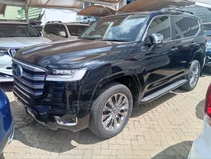 Toyota Land Cruiser 3.3 Diesel 4WD 2022 Black