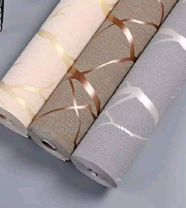 Light-Enhancing Embossed Wallpaper