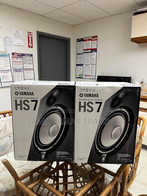 Hs7 Yamaha 6.5" 2-Way Bi-Amplified Nearfield Studio Monitors 95w Pair