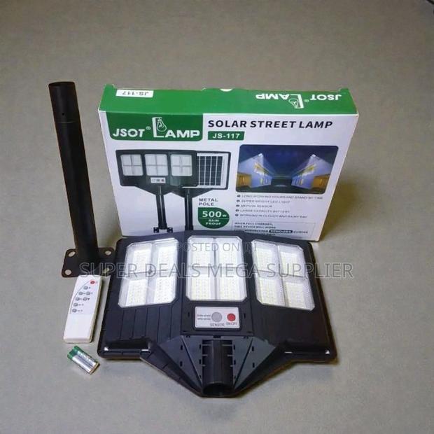 Efficient and Convenient 500 Watts Double Sided Solar Street Light
