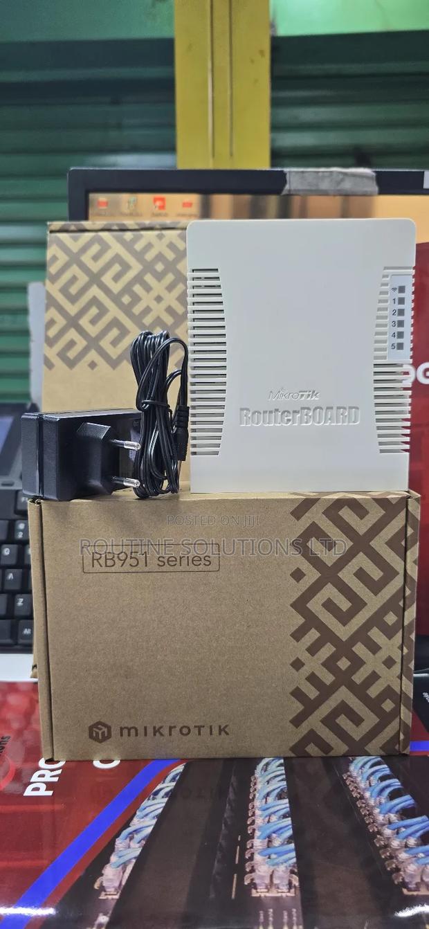 Mikrotik Router Rb951ui-2hnd - thumbnail 3