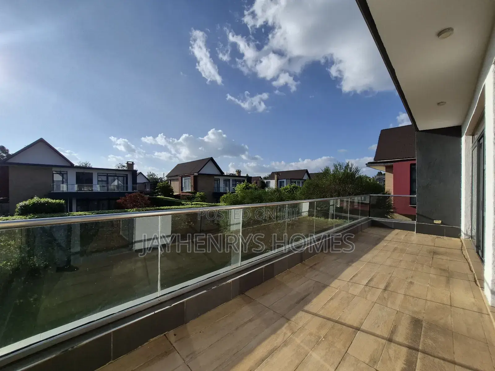 4bdrm House in Ridgeways for sale