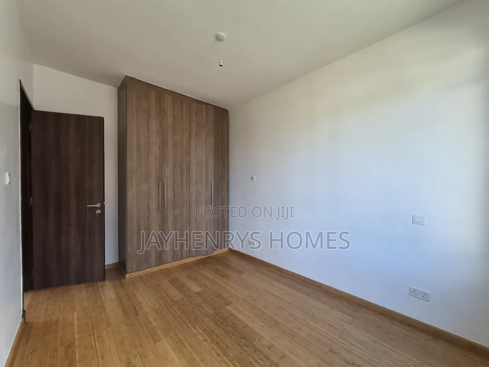 4bdrm House in Ridgeways for sale
