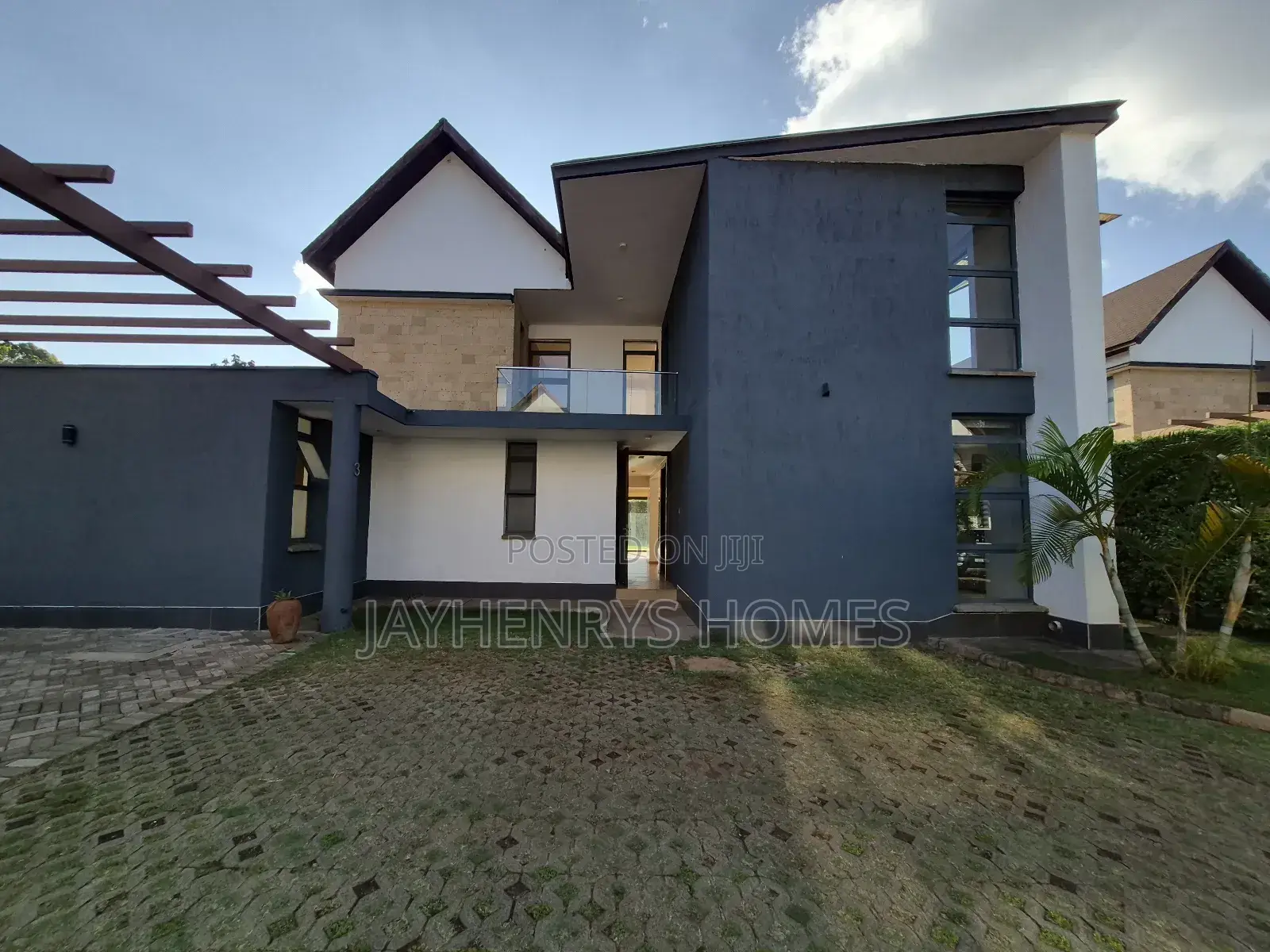 4bdrm House in Ridgeways for sale