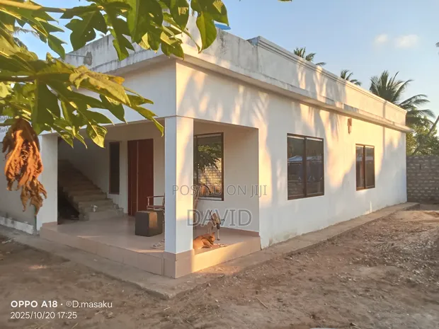 2bdrm House in D-Place, Kinondo for sale