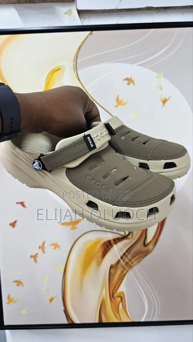 Quality Leather Crocs Classic Clog Sandals Light Brown, Khaki - thumbnail 3