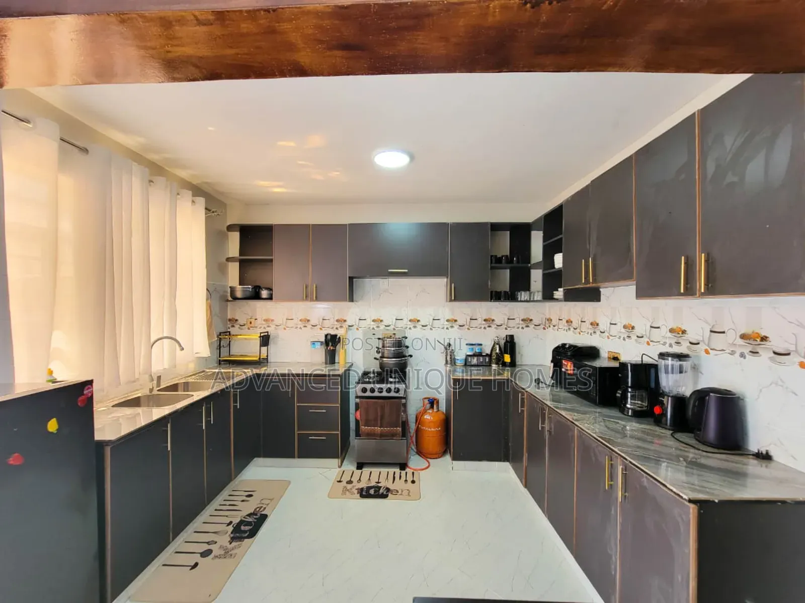 Furnished 3bdrm Mansion in Mercy-Njeri, Kiamunyi for sale