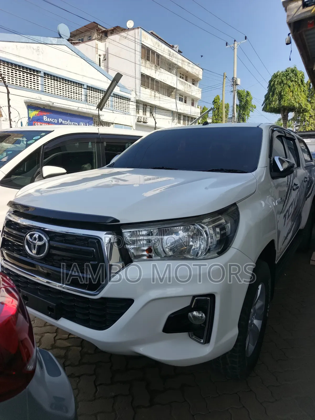 Toyota Hilux Revo Double Cab Deisel 2.8 AWD 2019 White