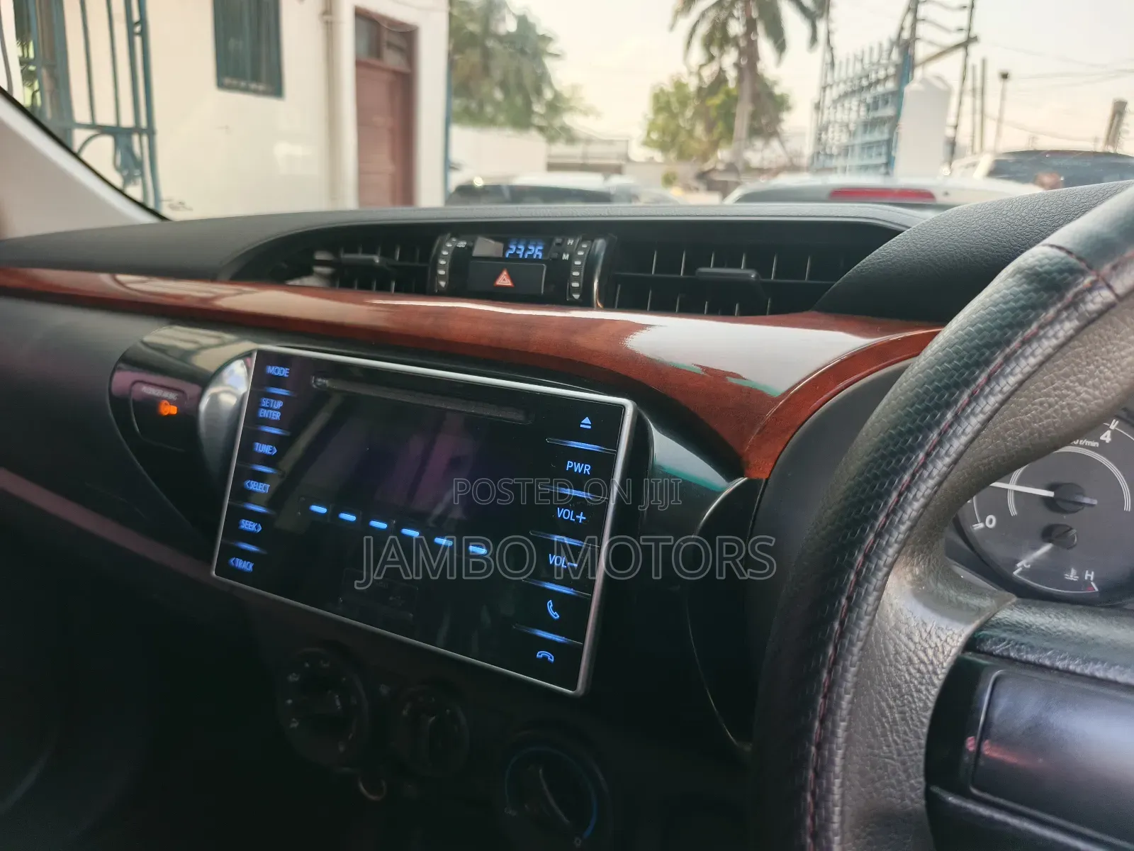 Toyota Hilux Revo Double Cab Deisel 2.8 AWD 2019 White