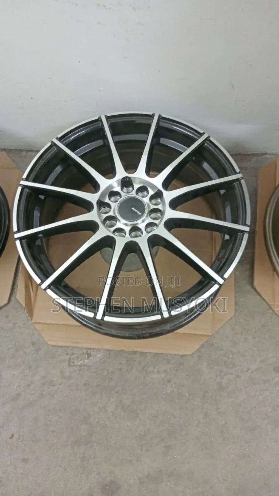 Universal Size 17inch Semi Offset Wheels