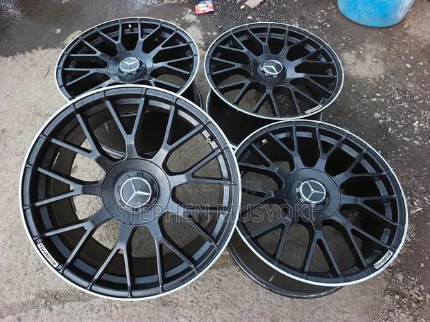 Mercedes Benz Amg Size 18/19inch Rims
