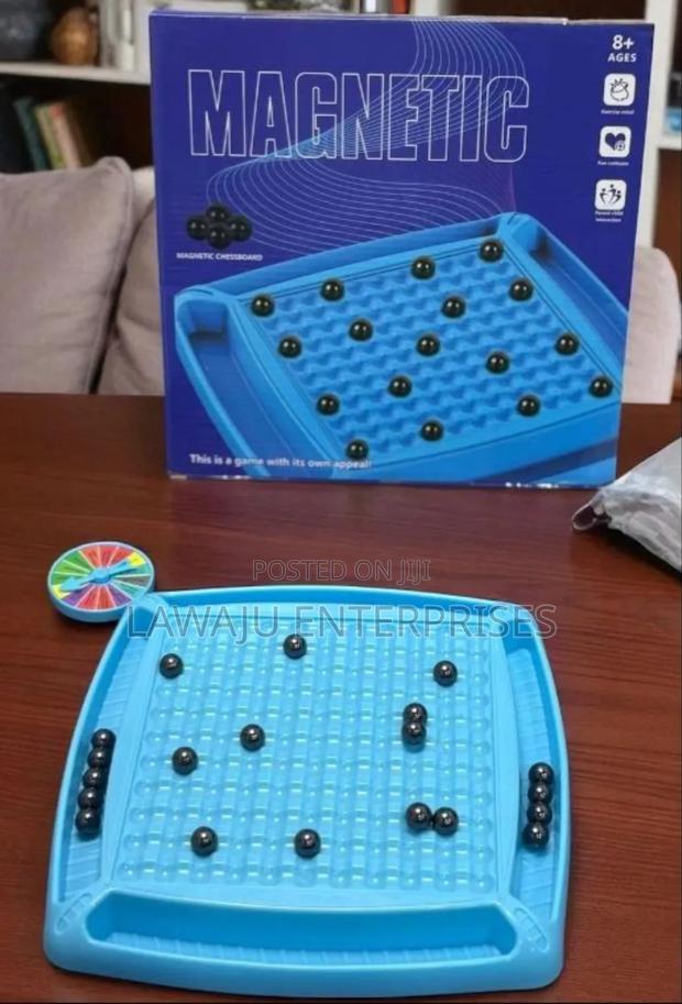 Magnetic Chess Game - main view