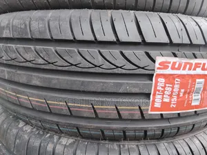 215/60r17 Sunfull Tyre