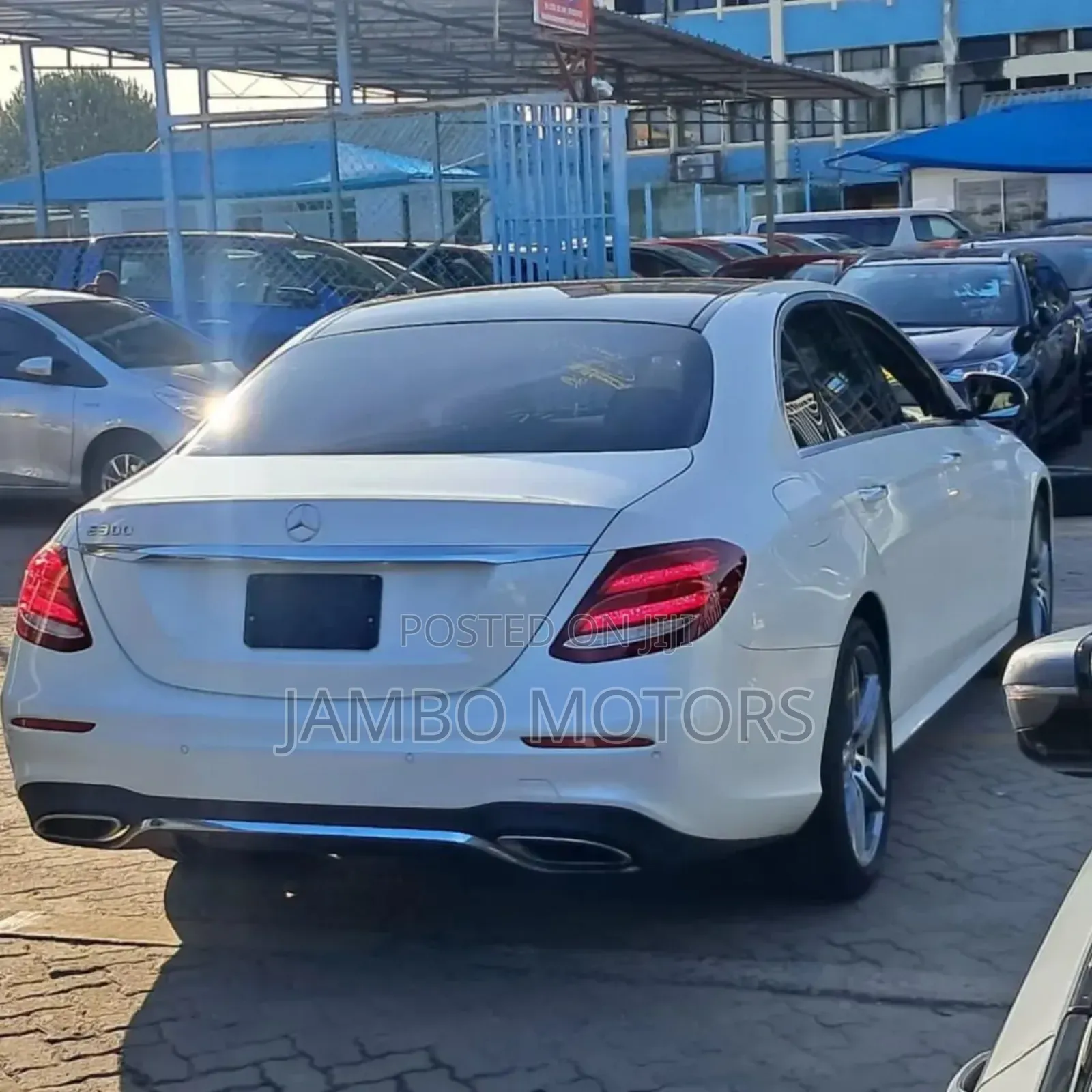 Mercedes-Benz E300 2019 White
