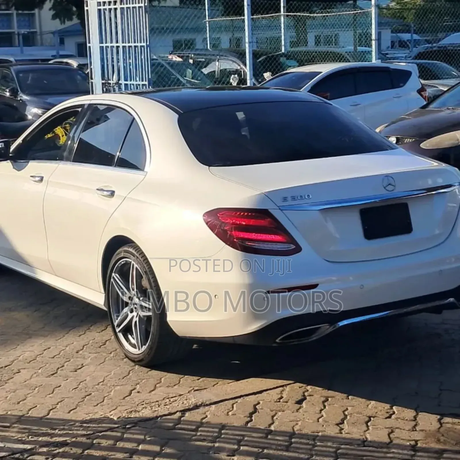 Mercedes-Benz E300 2019 White
