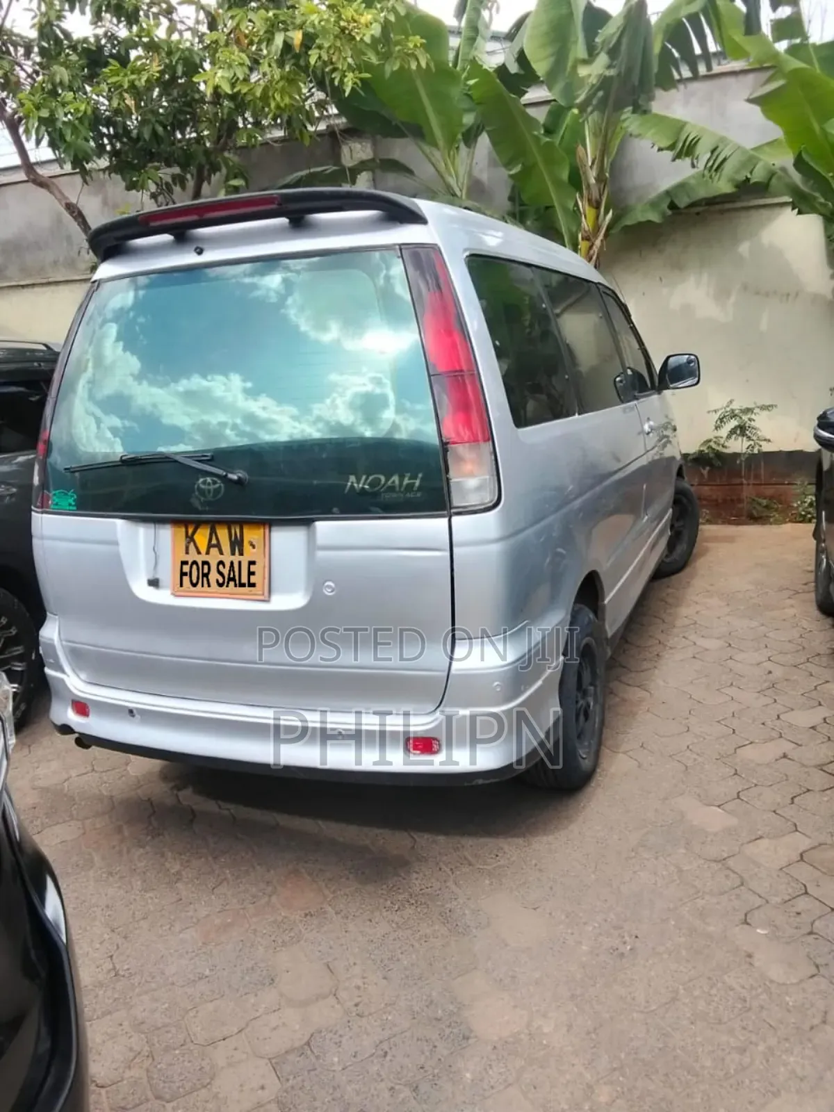 Toyota Noah 2008 Silver