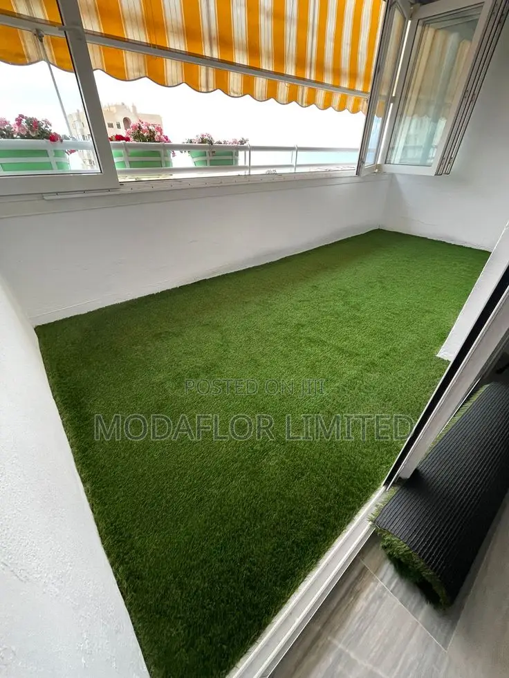 Artificial Grass Carpet for Balcony, Lawn Rooftop