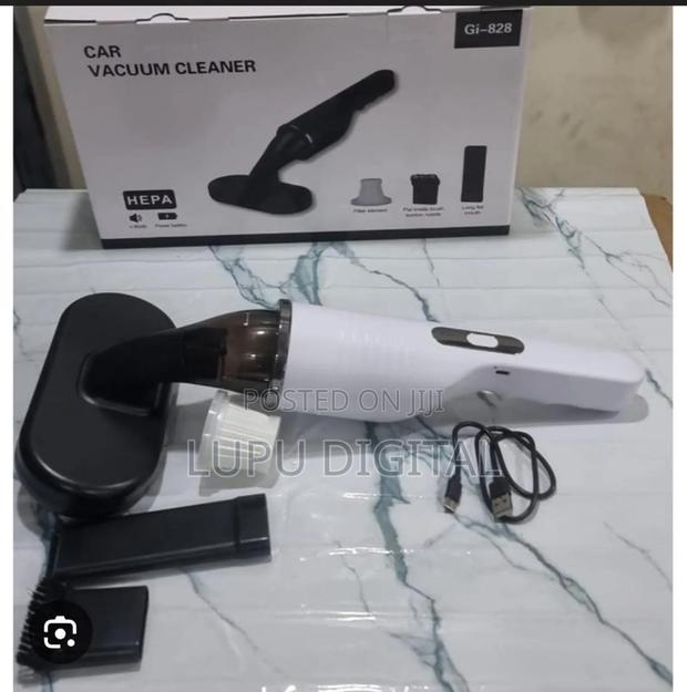 High Pressure (9000pa) Gi-828 Car Vacuum Cleaner Dust and Mite Remover