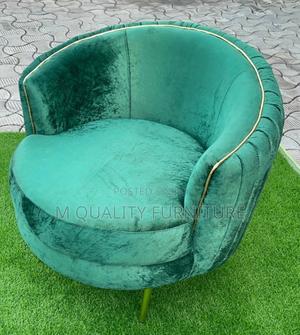 Green 1 Seater Circular Couch - main view