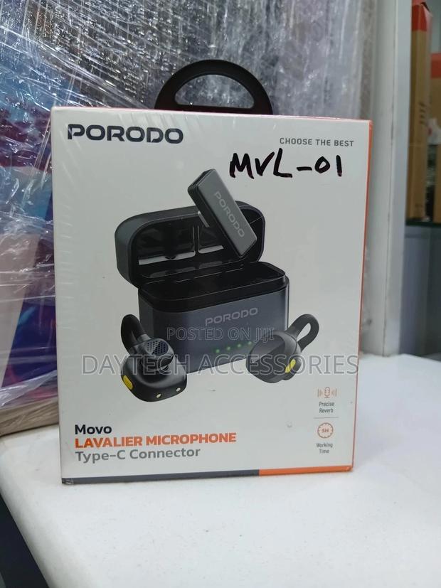 Porodo Wireless Lavalier Microphones for Type-C Phones.