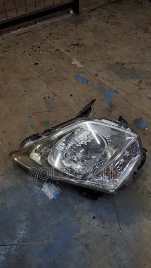 Wagon R 2012 Headlight