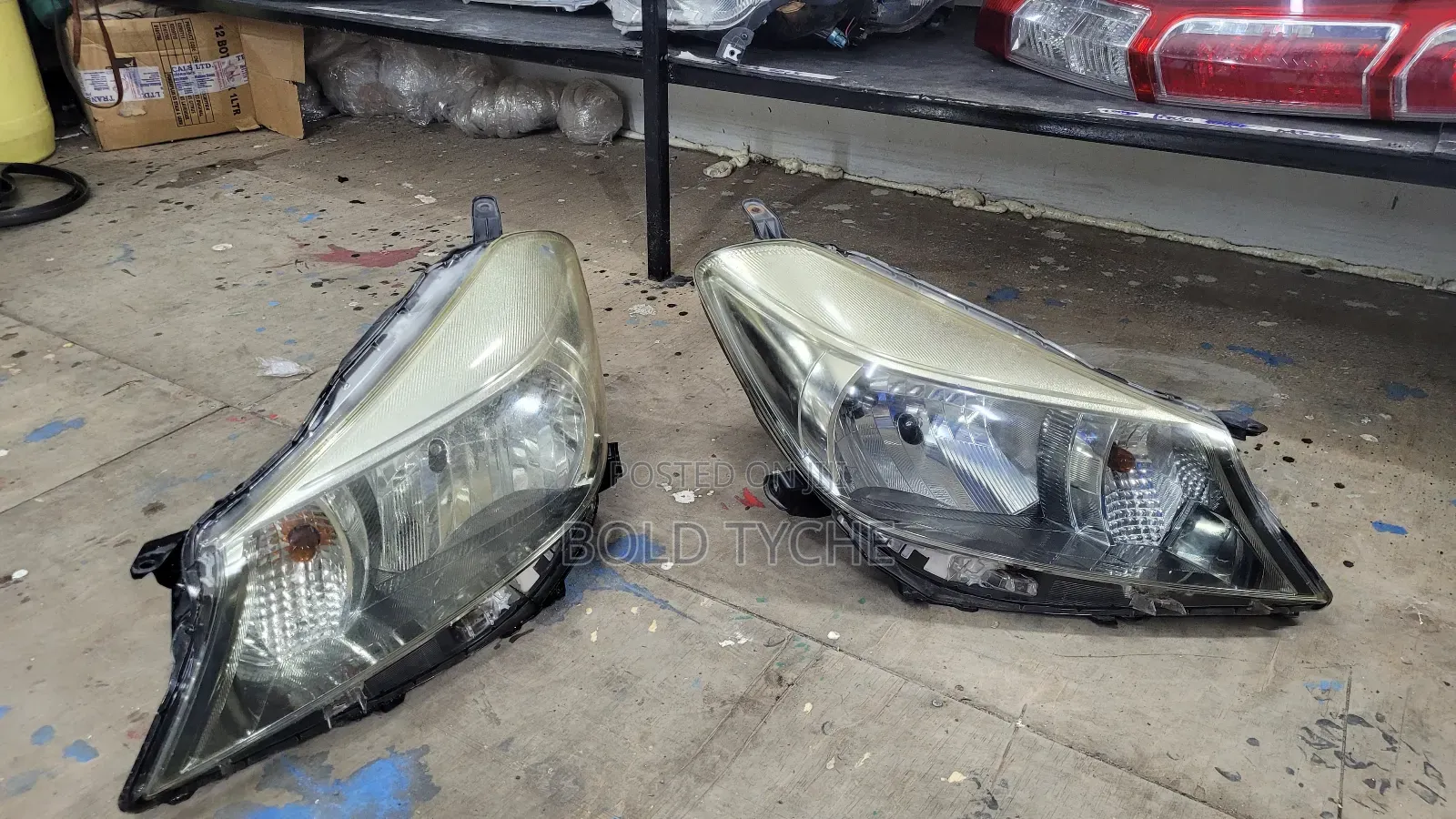 Vitz 2012 Headlight