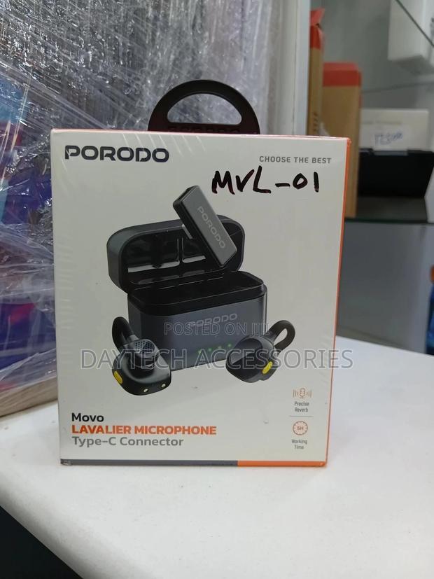 Porodo Movo MVL-01 Wireless Microphone With a Type-C Connector.
