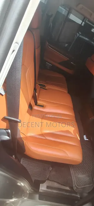 Lexus LX 570 (5 seats) AWD 2017 White