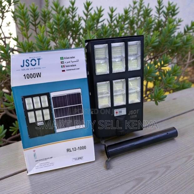 1 Year Warranty Energy Saving 1000w Watts Solar Street Light
