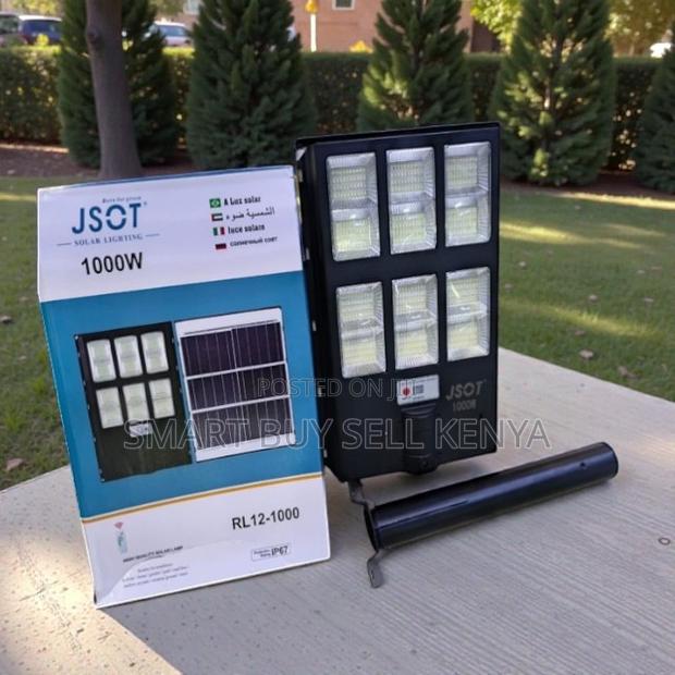 Quality Ensured Easy to Install 1000w Watts Solar Street Light